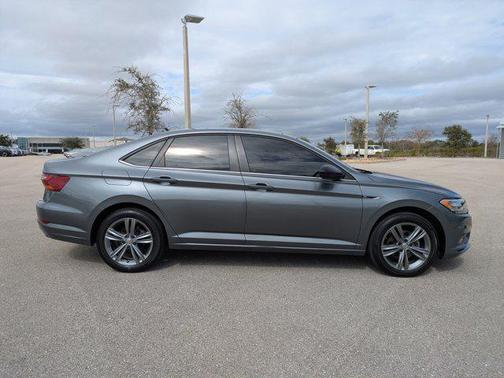 2019 Volkswagen Jetta 1.4T R-Line