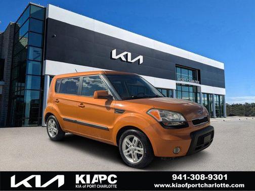 2011 Kia Soul +