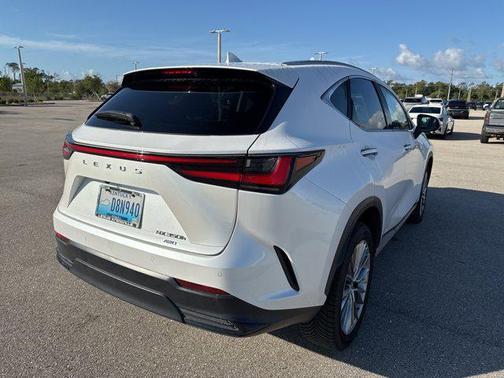 2022 Lexus NX 350h Premium