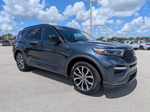 Stone Blue Metallic 2024 Ford Explorer ST-Line