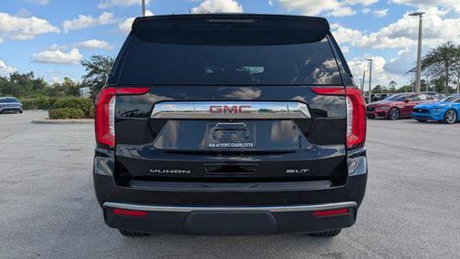 2023 GMC Yukon SLT