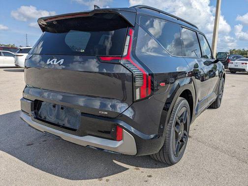 2026 Kia EV9 GT-Line
