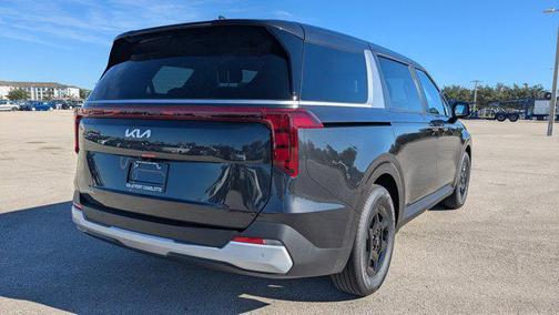 2026 Kia Carnival LX