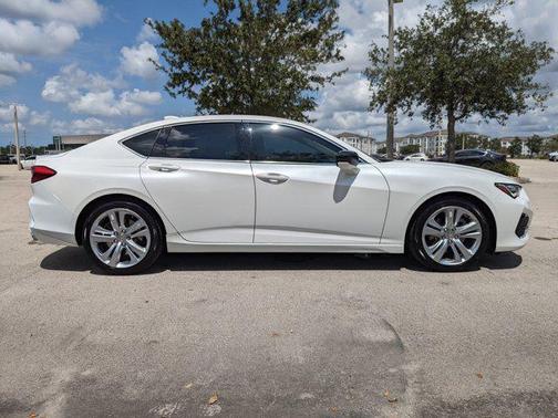 2022 Acura TLX Technology