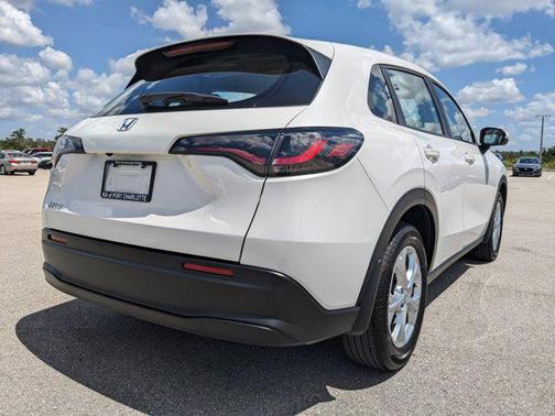 2025 Honda HR-V LX