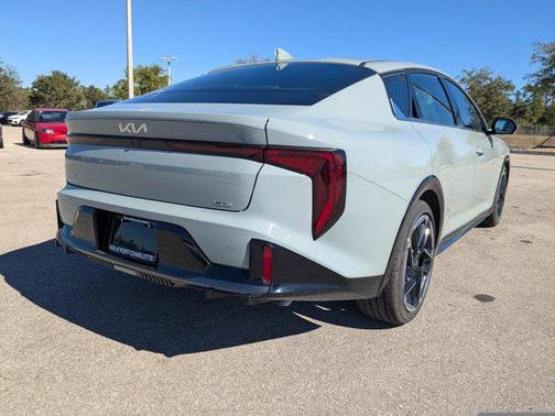 2025 Kia K4 GT-Line