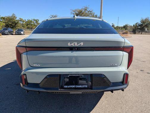 2025 Kia K4 GT-Line