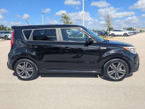 Shadow Black 2016 Kia Soul +