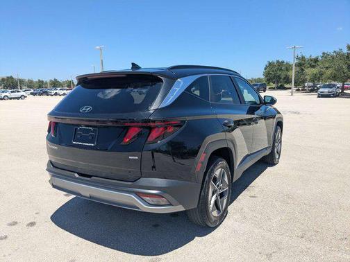 Phantom Black 2025 Hyundai TUCSON SEL