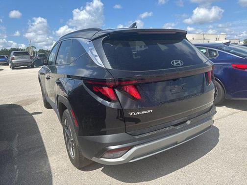 Phantom Black 2025 Hyundai TUCSON SEL