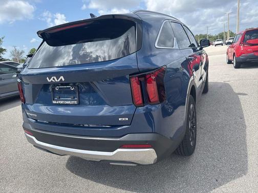 Midnight Lake Blue 2024 Kia Sorento S