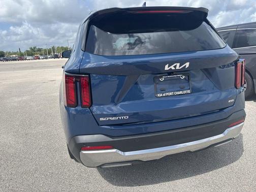 Midnight Lake Blue 2024 Kia Sorento S