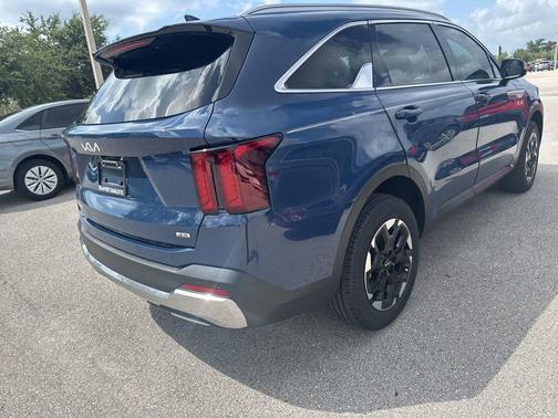 Midnight Lake Blue 2024 Kia Sorento S