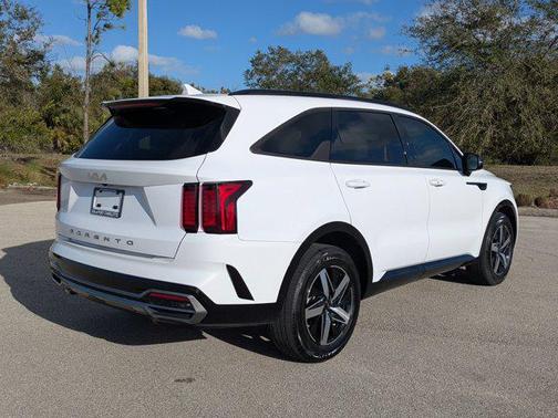 2022 Kia Sorento S