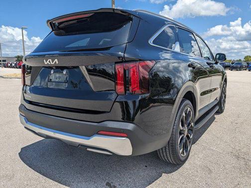 2025 Kia Sorento EX