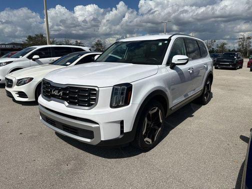 2024 Kia Telluride S