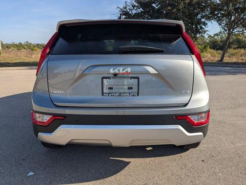 2026 Kia Niro EX