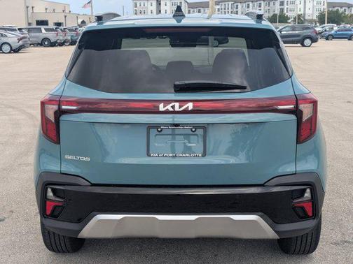 Pluton Blue 2026 Kia Seltos EX