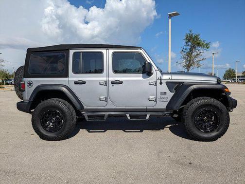 2020 Jeep Wrangler Unlimited Freedom 4X4
