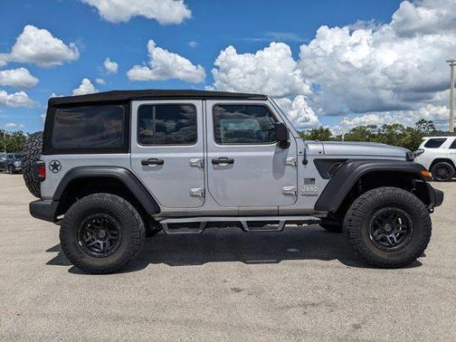 2020 Jeep Wrangler Unlimited Freedom 4X4
