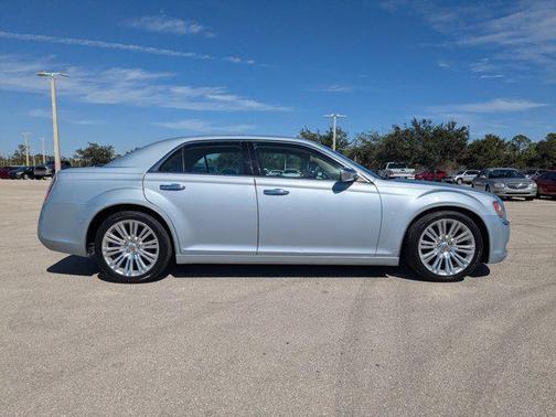 2013 Chrysler 300C Base