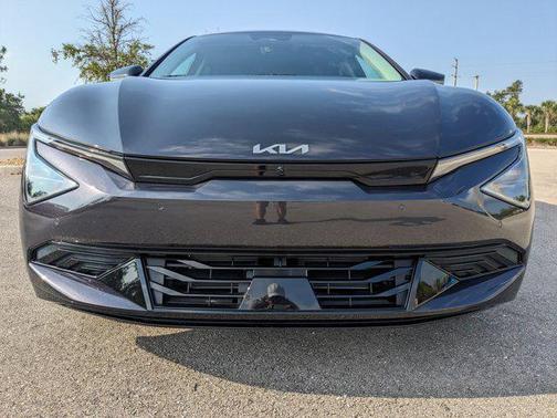 2025 Kia EV6 Wind