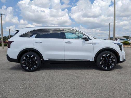 2025 Kia Sorento EX