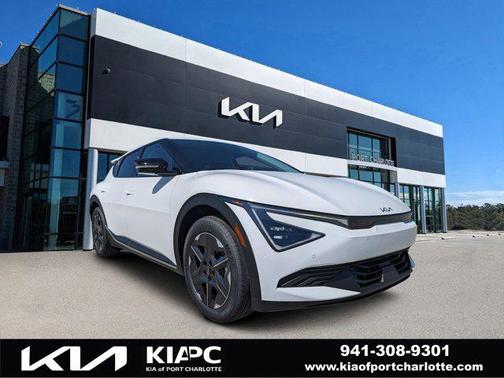 2025 Kia EV6 Light
