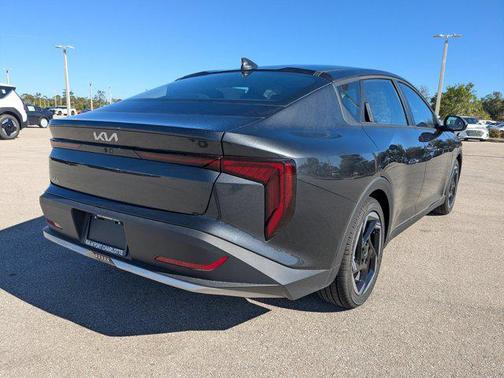 Interstellar Gray 2025 Kia K4 EX