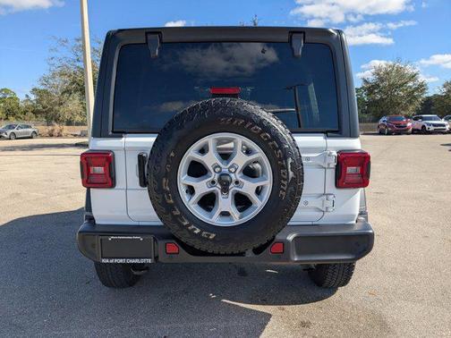 2021 Jeep Wrangler Unlimited Islander 4x4