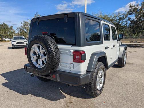 2021 Jeep Wrangler Unlimited Islander 4x4