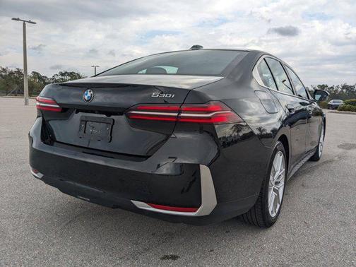 2025 BMW 530 i