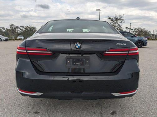 2025 BMW 530 i