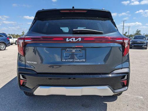 2025 Kia Seltos EX