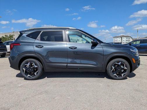 2025 Kia Seltos EX