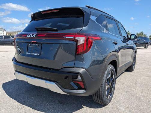 2025 Kia Seltos EX