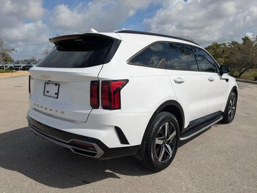 2022 Kia Sorento EX