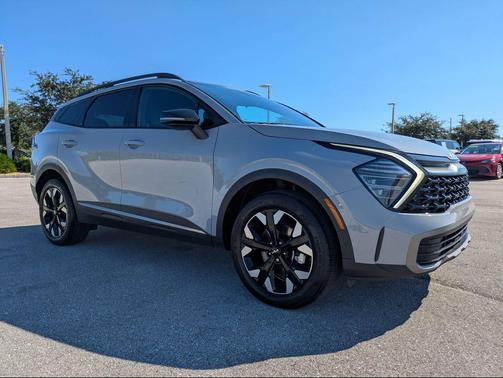Wolf Gray 2024 Kia Sportage X-Line
