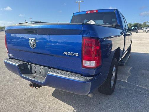 Blue Streak Pearlcoat 2018 RAM 1500 Express