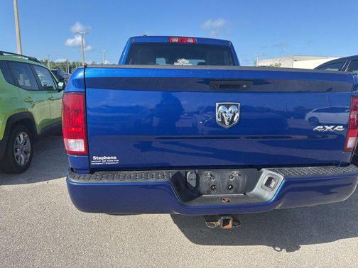 Blue Streak Pearlcoat 2018 RAM 1500 Express