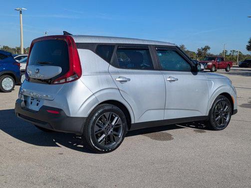 2021 Kia Soul EX