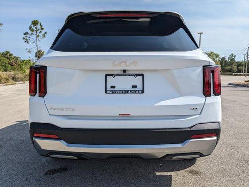 2025 Kia Sorento S