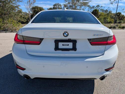 2022 BMW 330 330i