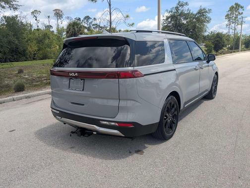 Ceramic Silver 2024 Kia Carnival SX Prestige