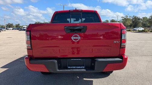 2022 Nissan Frontier SV