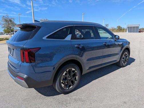 Midnight Lake Blue 2026 Kia Sorento S