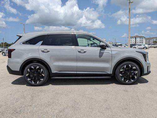 2025 Kia Sorento EX
