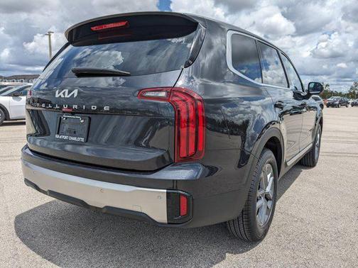 2025 Kia Telluride LX