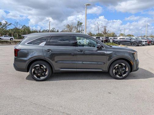 2026 Kia Sorento Hybrid EX