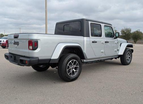 2024 Jeep Gladiator Sport S
